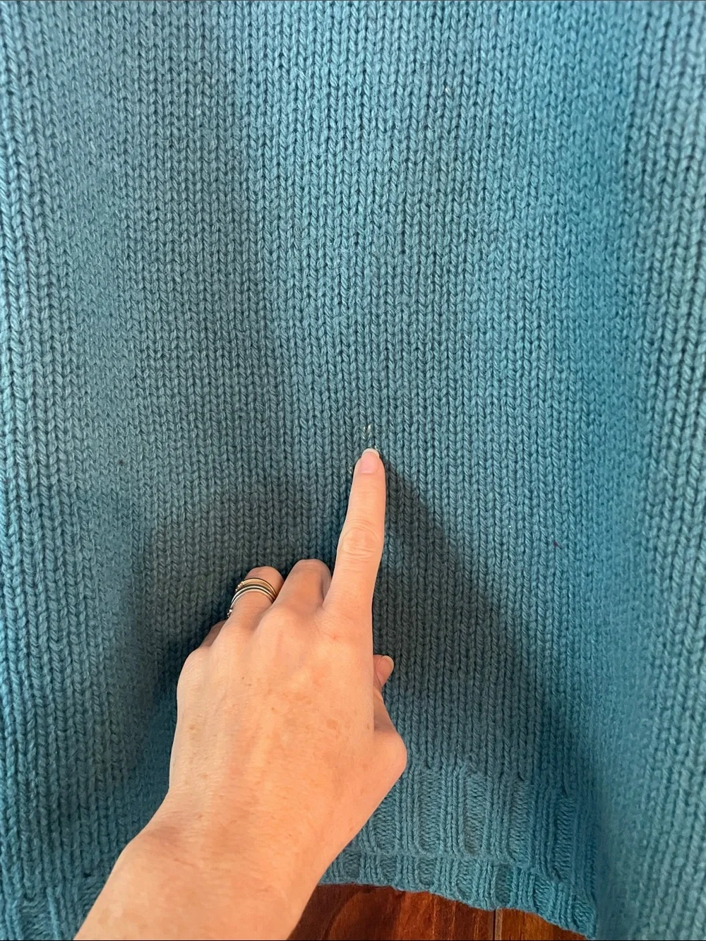 Vintage J. Crew Men's V-Neck Sweater in Teal 100% Wool